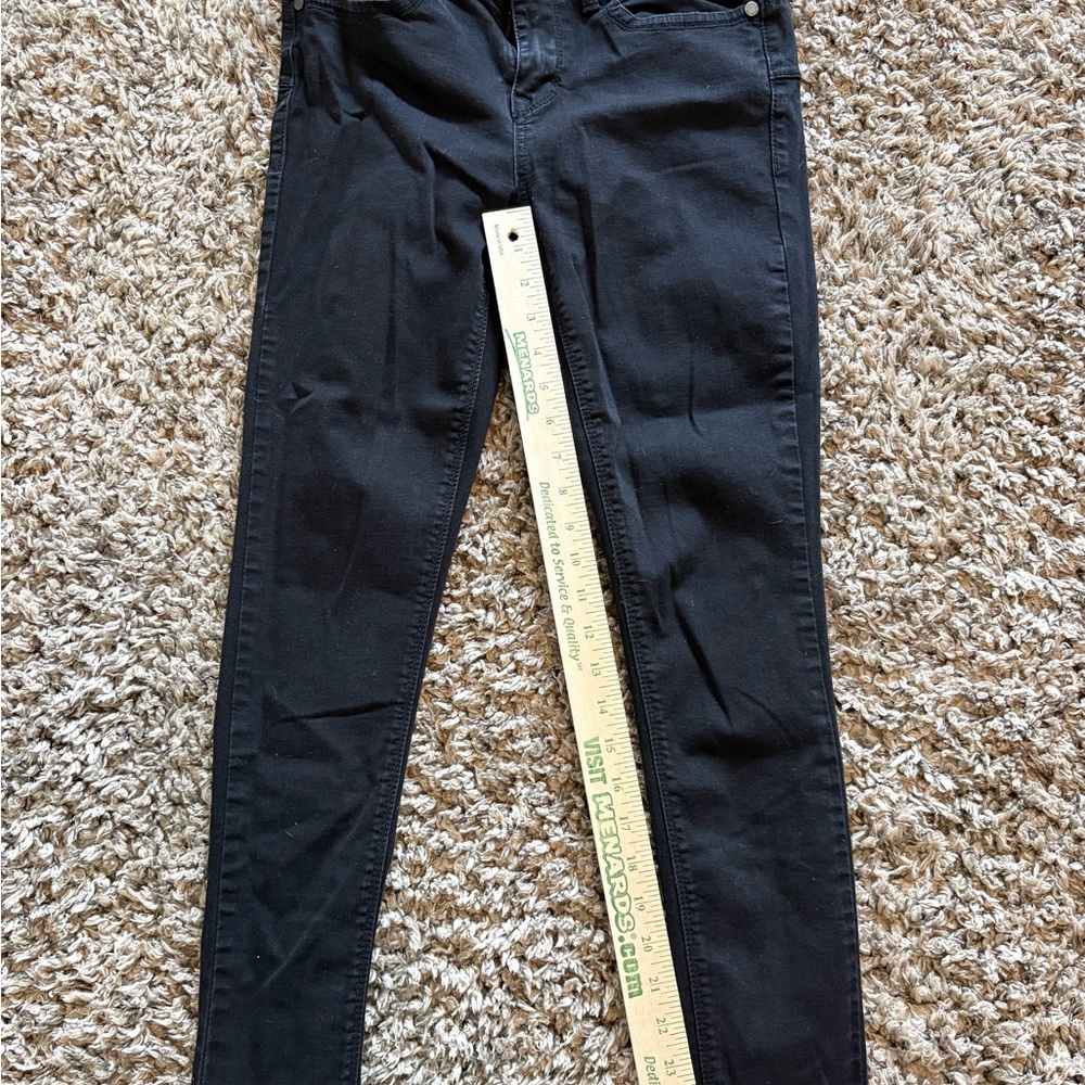 Black Skinny Jeans